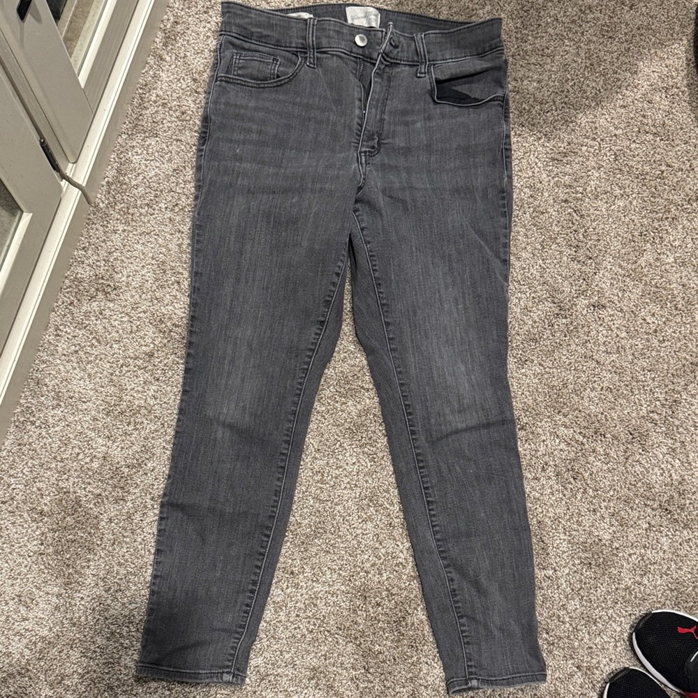 Universal Thread Dark Gray Skinny Jeans